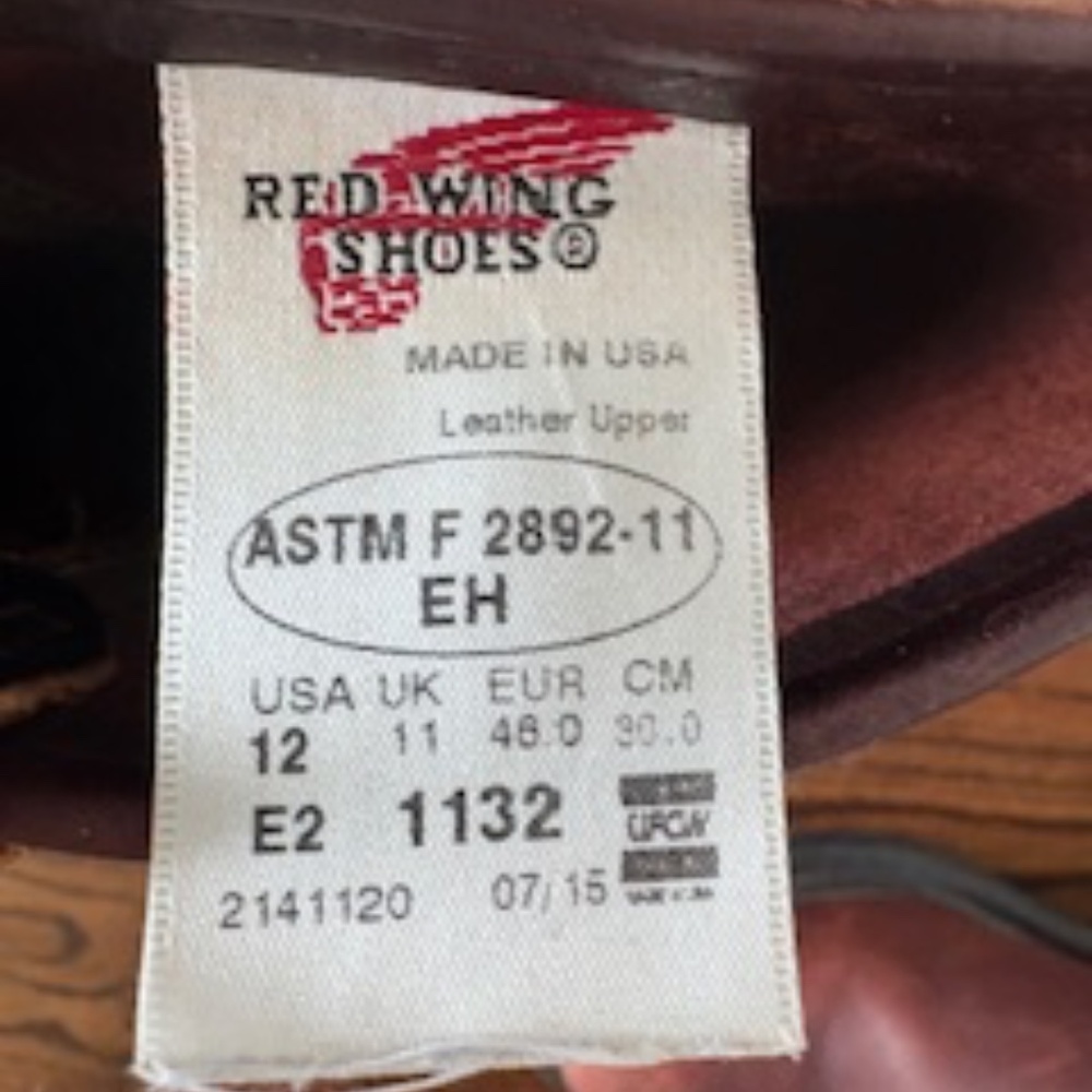 Men's Red Wings Work Boots - Picture 2 of 7